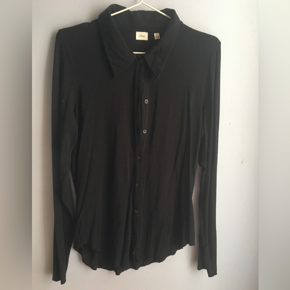 Classic black button down - Picture 2 of 3
